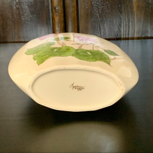 Otagiri Japan Cyclamen Collection 6” Porcelain Vase Pink Iris Gold Trim - Picture 9 of 10